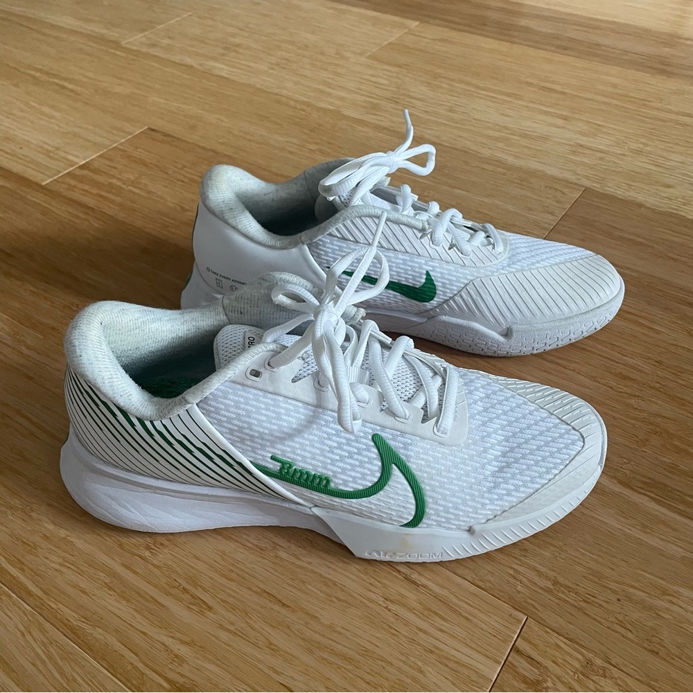 Nike Women’s Zoom Vapor Pro 2 Tennis Court Shoes